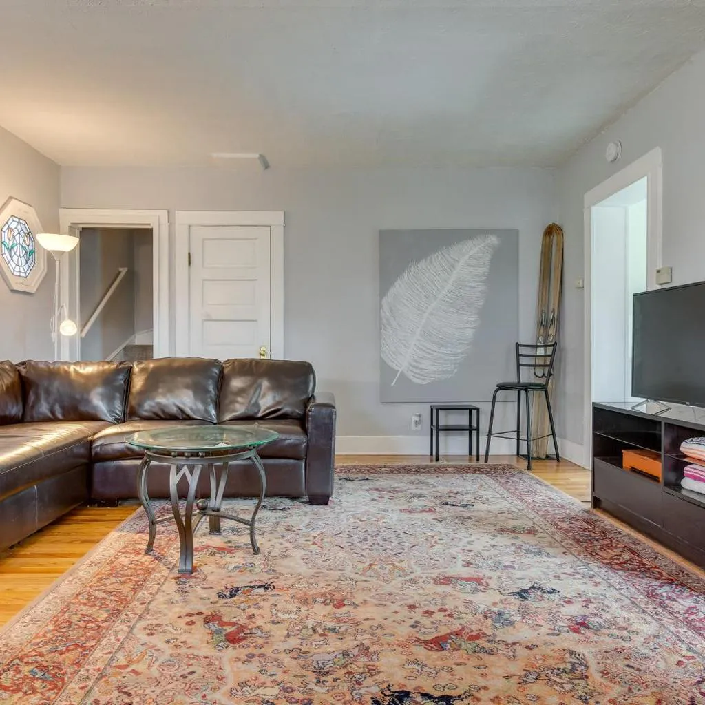 Photograph of 2 Mi to Washington Park: Convenient Denver Home!