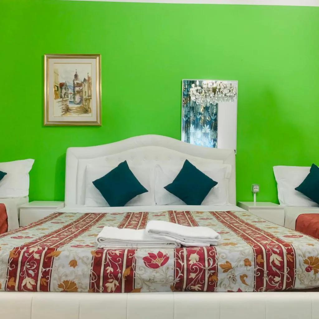 Photograph of Venice Popular Apartment