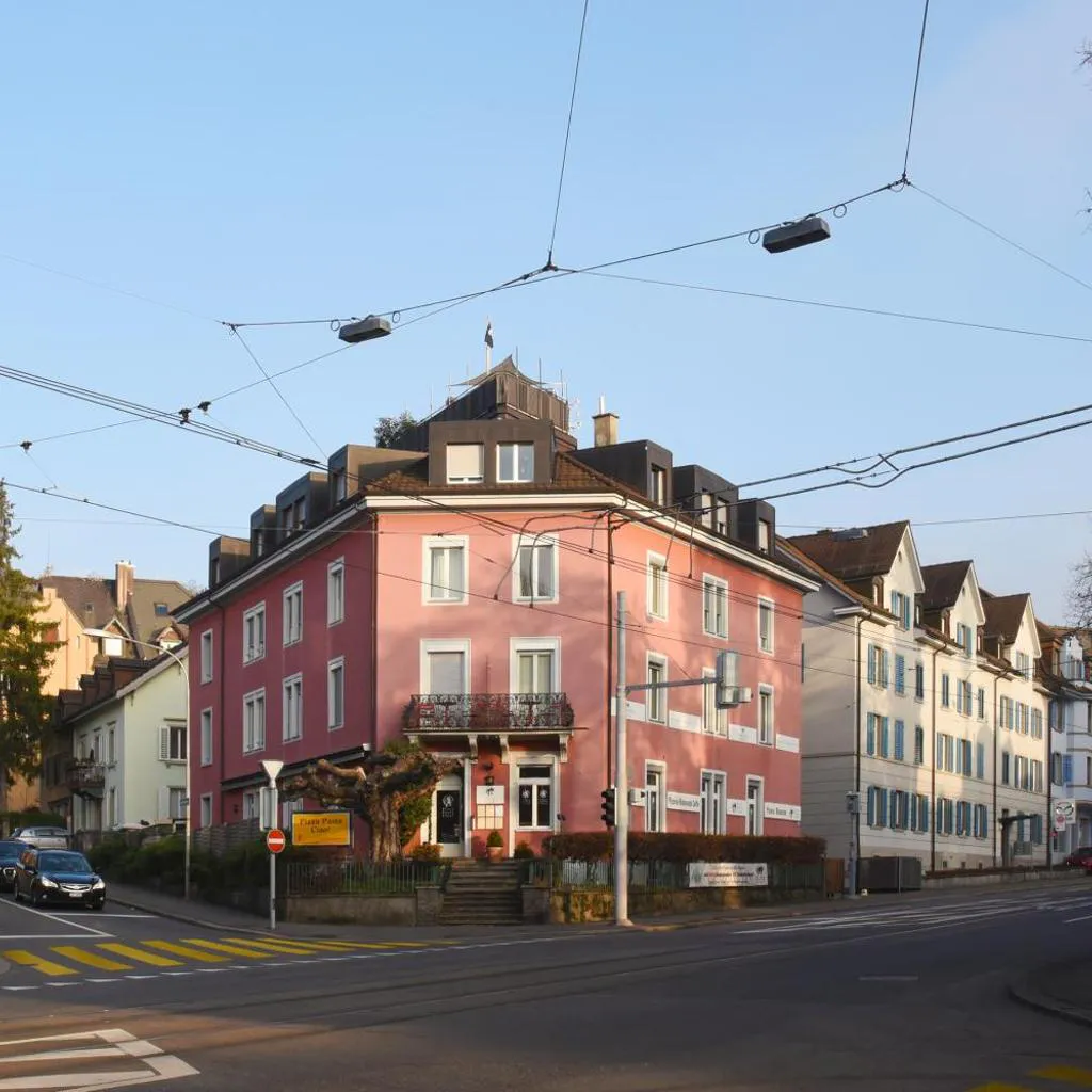 Photograph of Swiss Star California - Self Check-In