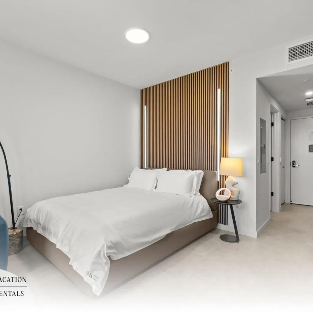 Photograph of 501 First Studio near at Science & Art Museums