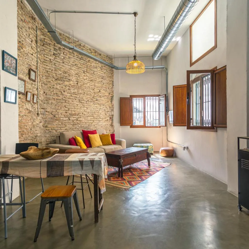 Photograph of Loft-style ground floor flat