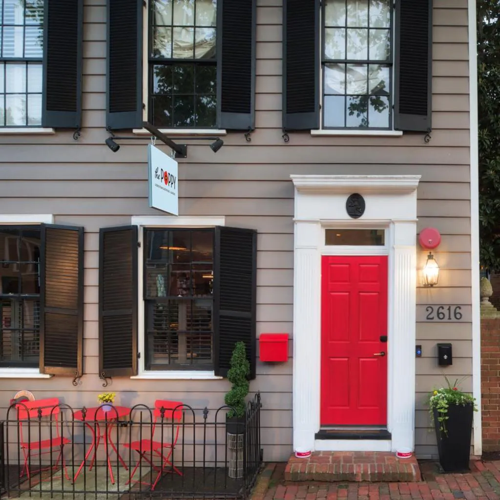 Photograph of The Poppy Georgetown Guesthouse and Gardens