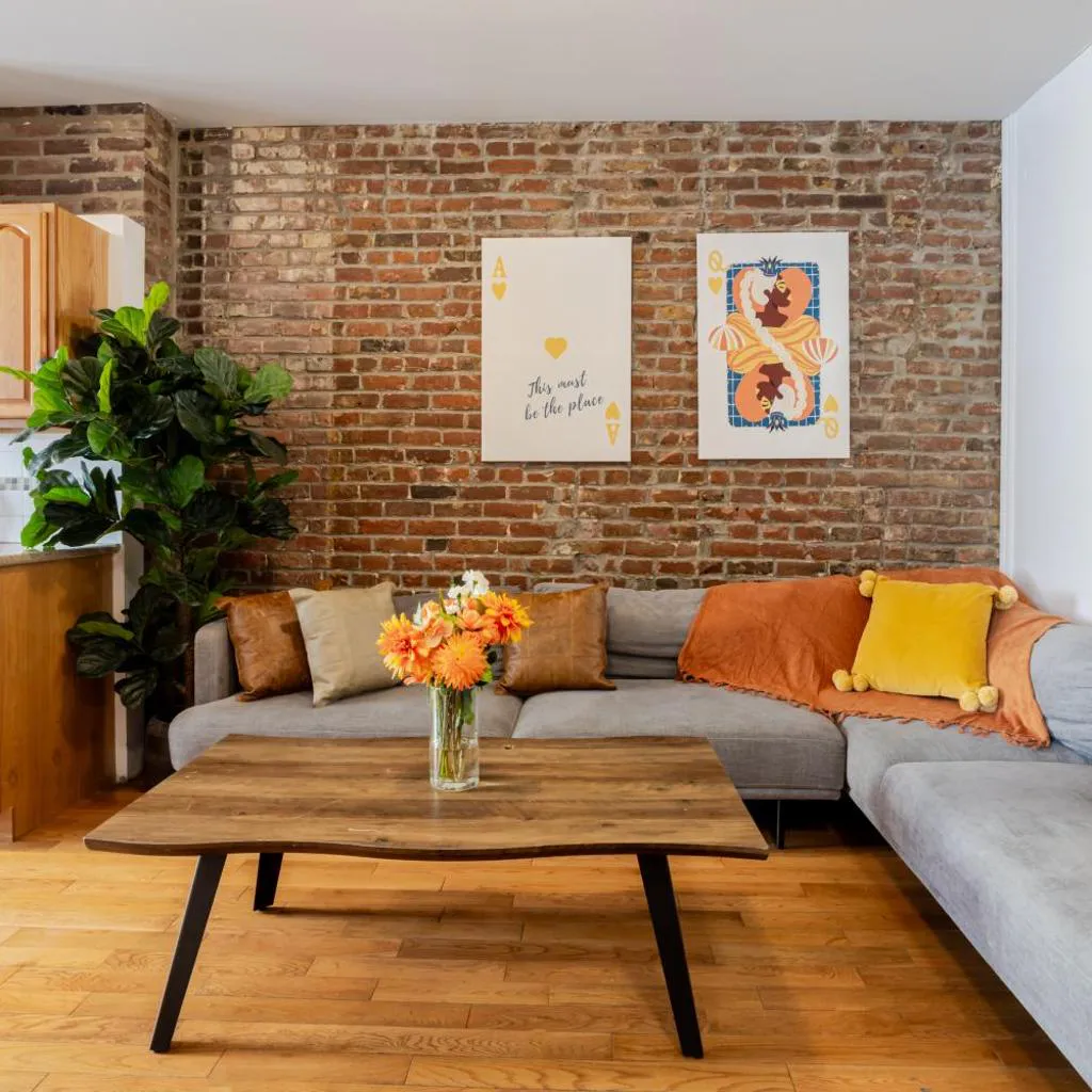 Photograph of Prime Location Charming 4BR in Downtown MTL