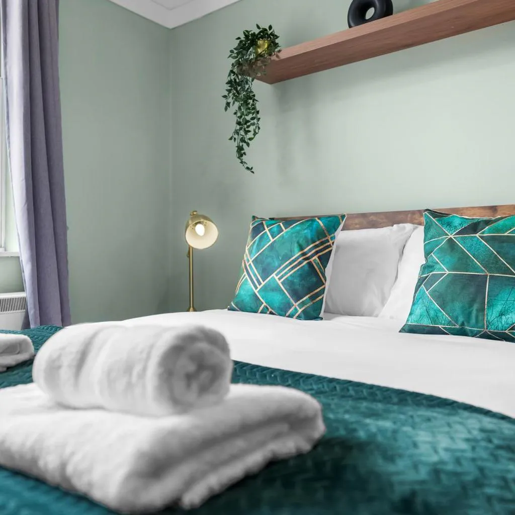 Photograph of Chic 2 Bedroom Apartment near Liverpool Street by Gold Stays