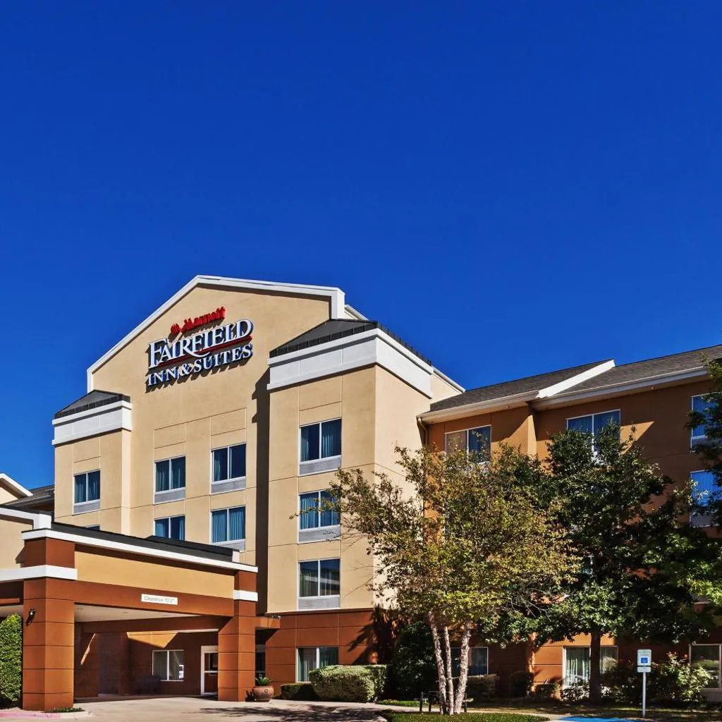Photograph of Fairfield Inn and Suites by Marriott Austin Northwest/The Domain Area