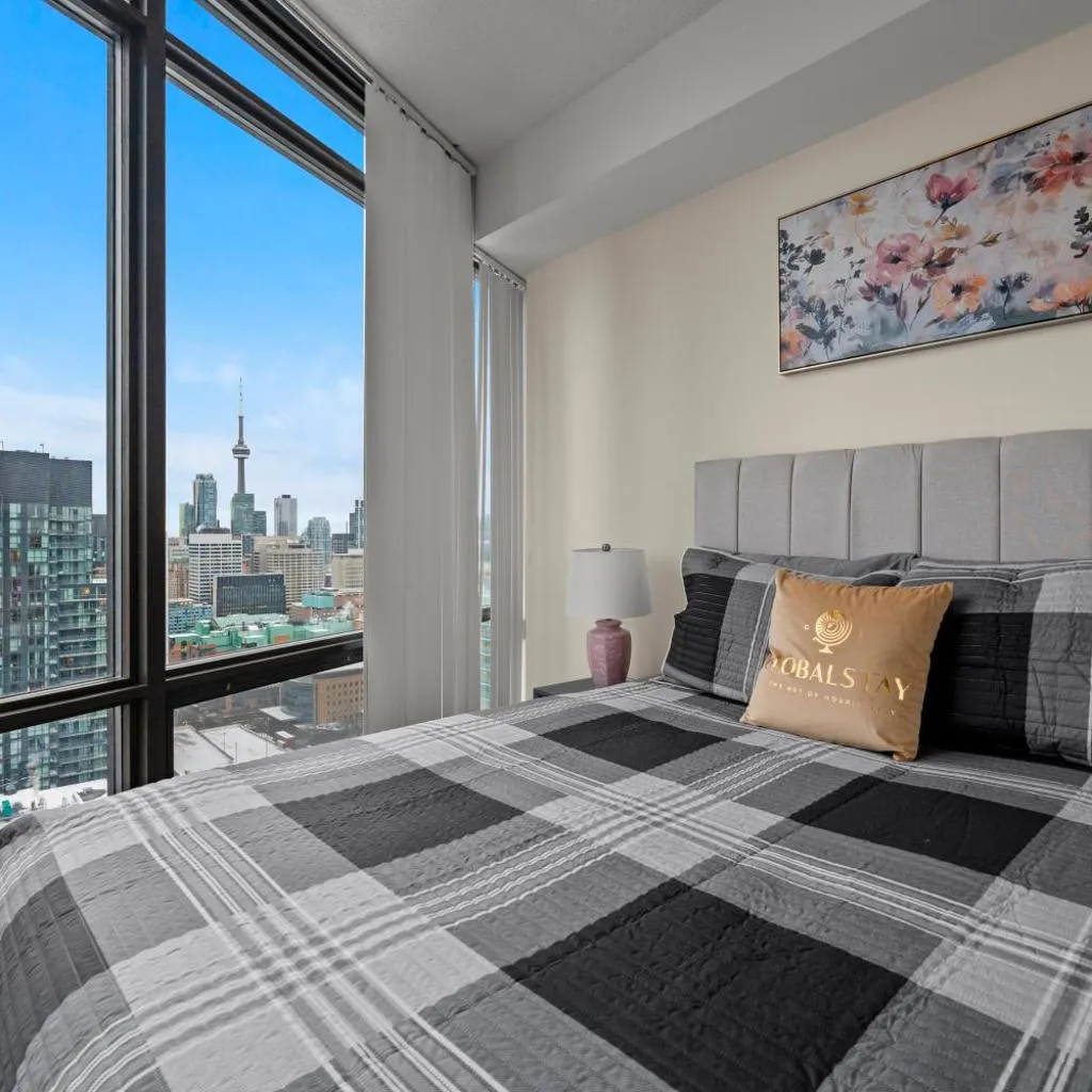Photograph of High Floor 1 Bedroom Condo City View Downtown Toronto